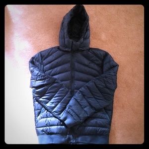Lululemon down jacket w/ removable hood
